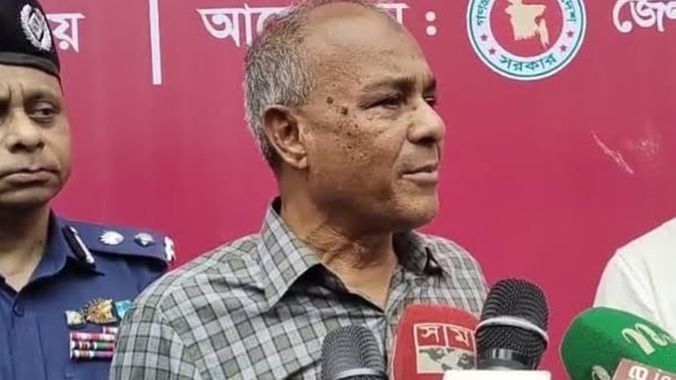 2025/July 2025/মাদক বহনকারীরা ধরা পড়ছে, কিন্তু গডফাদাররা ধরা পড়ছে না স্বরাষ্ট্র উপদেষ্টা.jpg